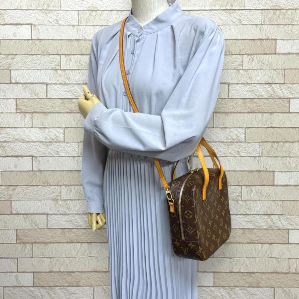 LOUIS VUITTON Brown Monogram Canvas Shoulder Bag - Picture 2 of 12